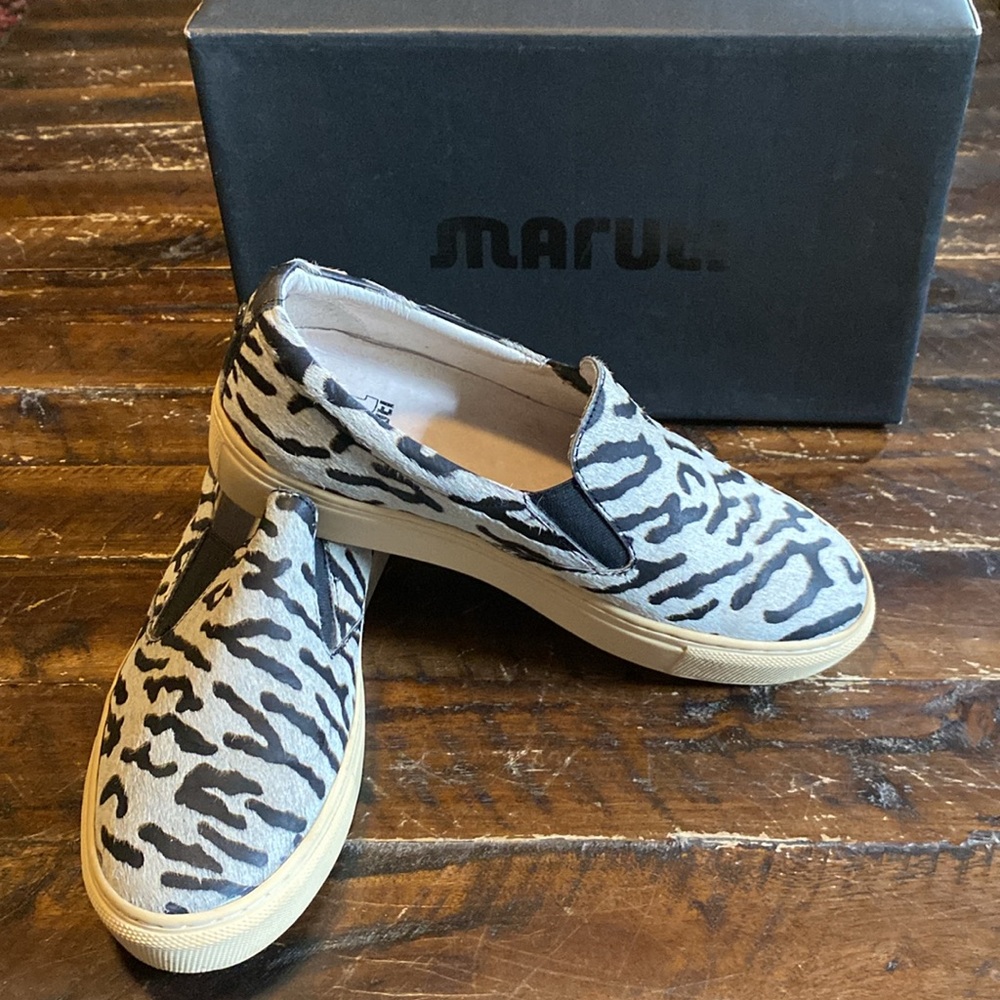 Maruti Calf Hair Berry Hairon Sneakers